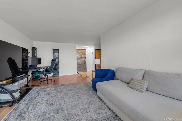 125-10 Queens Boulevard 2606, Kew Gardens, NY 11415