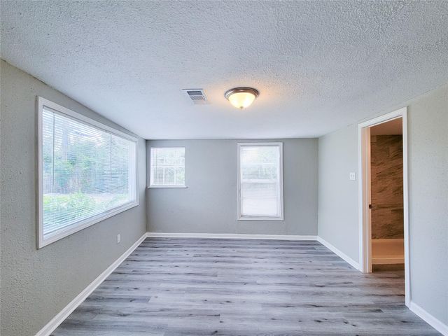 7426 Bigwood Street, Houston, TX 77016