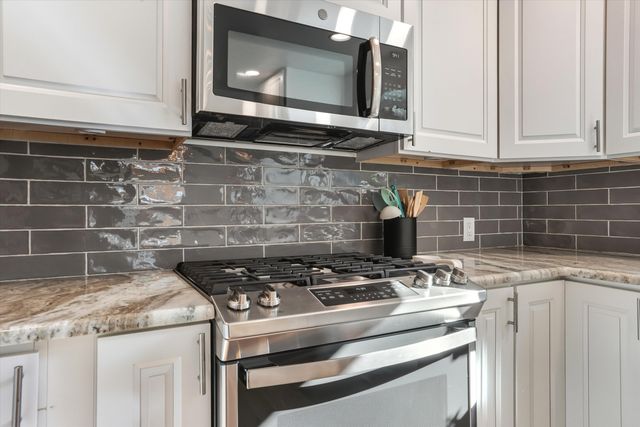 502 GRACELAND Drive SE, Albuquerque, NM 87108