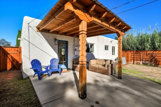 502 GRACELAND Drive SE, Albuquerque, NM 87108