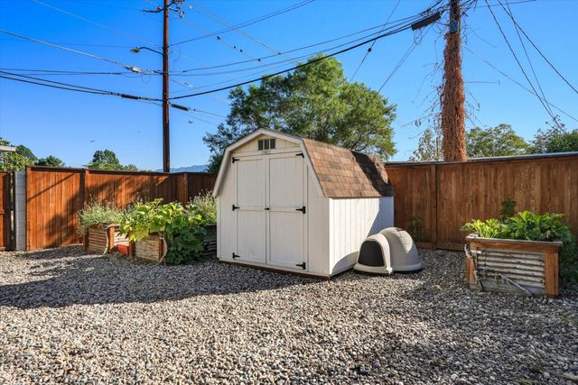 502 GRACELAND Drive SE, Albuquerque, NM 87108