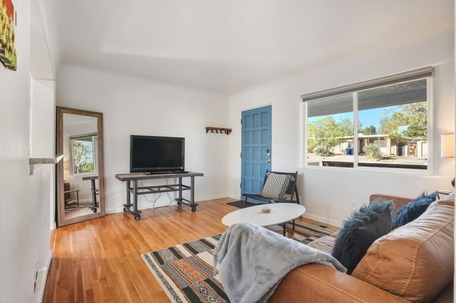 502 GRACELAND Drive SE, Albuquerque, NM 87108