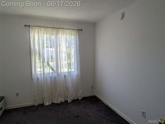 35054 Glen Street, Westland, MI 48186