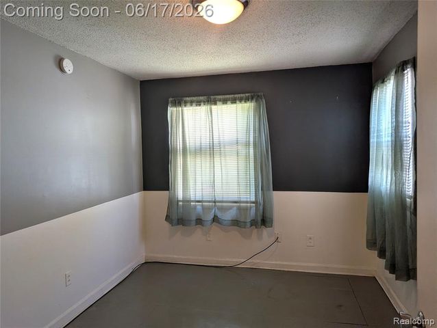 35054 Glen Street, Westland, MI 48186