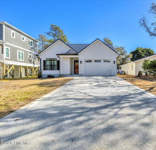 116 NW 14th Street, Oak Island, NC 28465