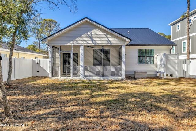 116 NW 14th Street, Oak Island, NC 28465