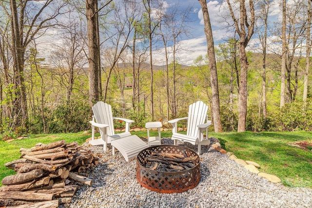 343 Garren Creek Road, Fairview, NC 28730
