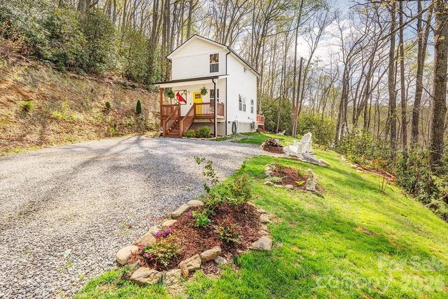 343 Garren Creek Road, Fairview, NC 28730