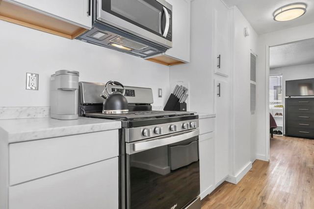 138 Hester Drive, Cathedral City, CA 92234