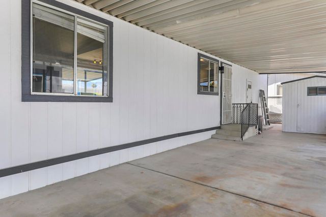 138 Hester Drive, Cathedral City, CA 92234