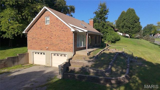 9119 Wedgewood Drive, Fairview Heights, IL 62208