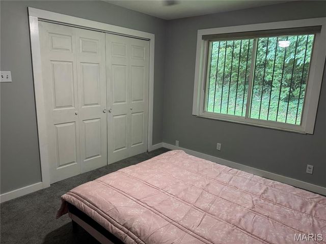 9119 Wedgewood Drive, Fairview Heights, IL 62208