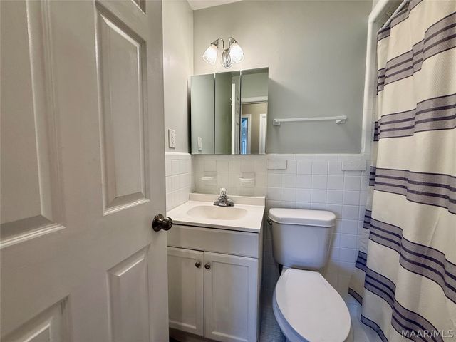 823 Dumont Drive, Montgomery, AL 36109