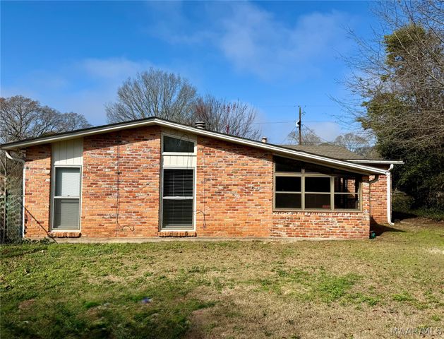 823 Dumont Drive, Montgomery, AL 36109