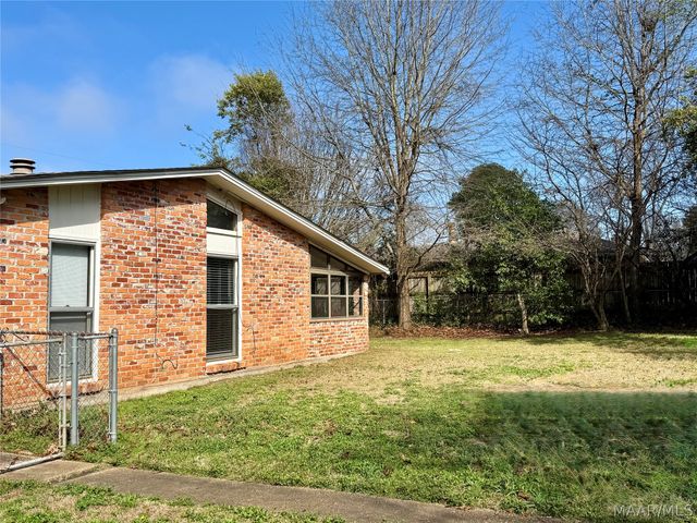 823 Dumont Drive, Montgomery, AL 36109