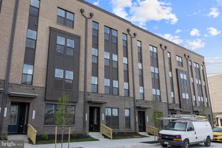 2606 W PENINSULA DR #309B, Baltimore, MD 21230