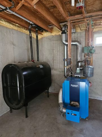 117 Ray Hill Road, Wilmington, VT 05363