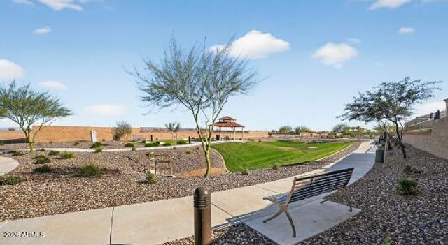 37954 N BRIDLEWOOD Lane, San Tan Valley, AZ 85140