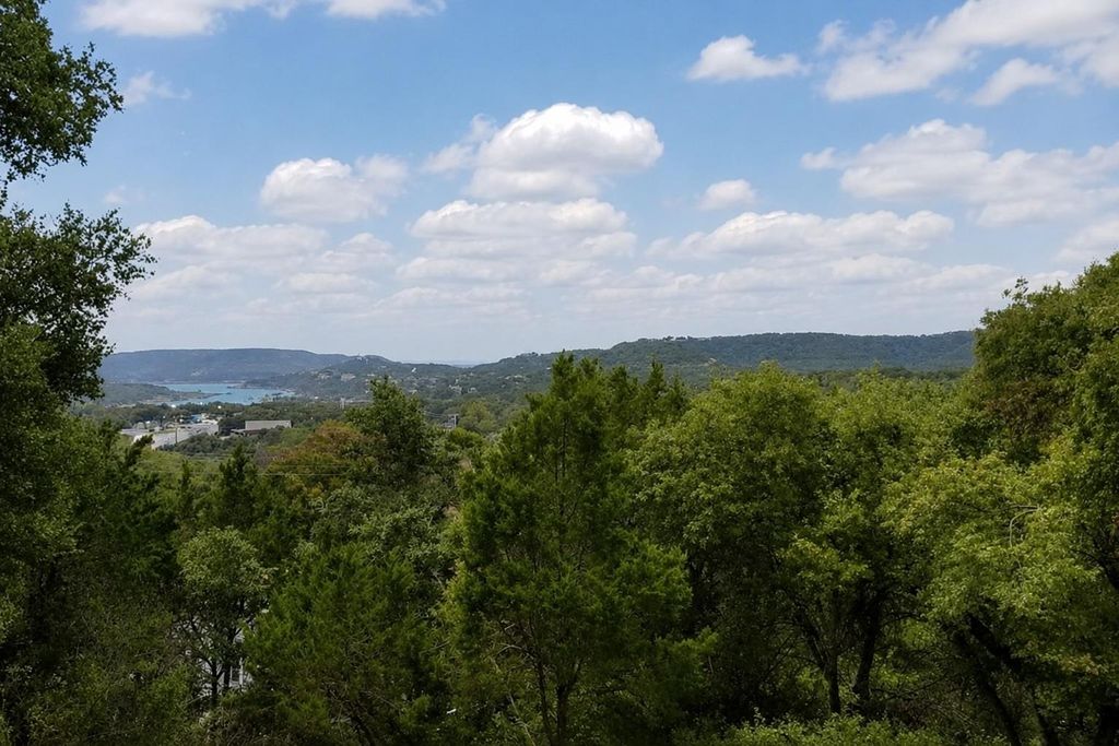 11002 Lake Terrace DR W, Jonestown, TX 78645