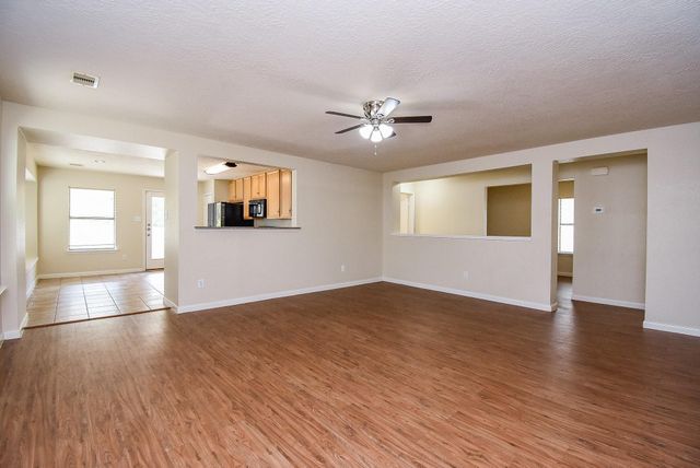 29223 Legends Bluff Drive, Spring, TX 77386