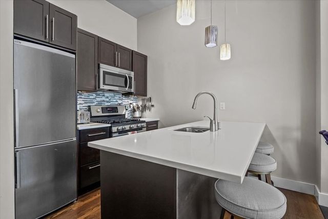 71 Dartmouth St 2, Boston, MA 02116