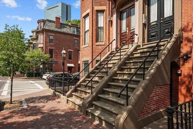 71 Dartmouth St 2, Boston, MA 02116
