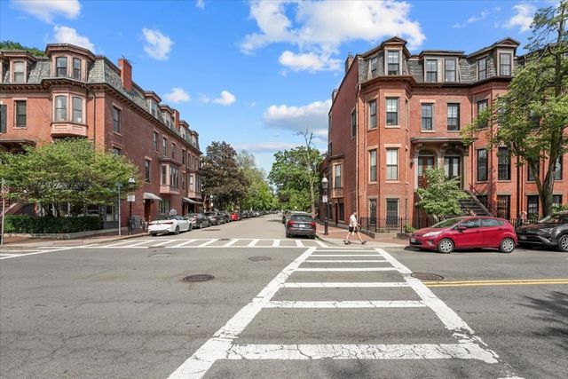 71 Dartmouth St 2, Boston, MA 02116