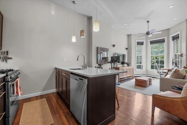71 Dartmouth St 2, Boston, MA 02116