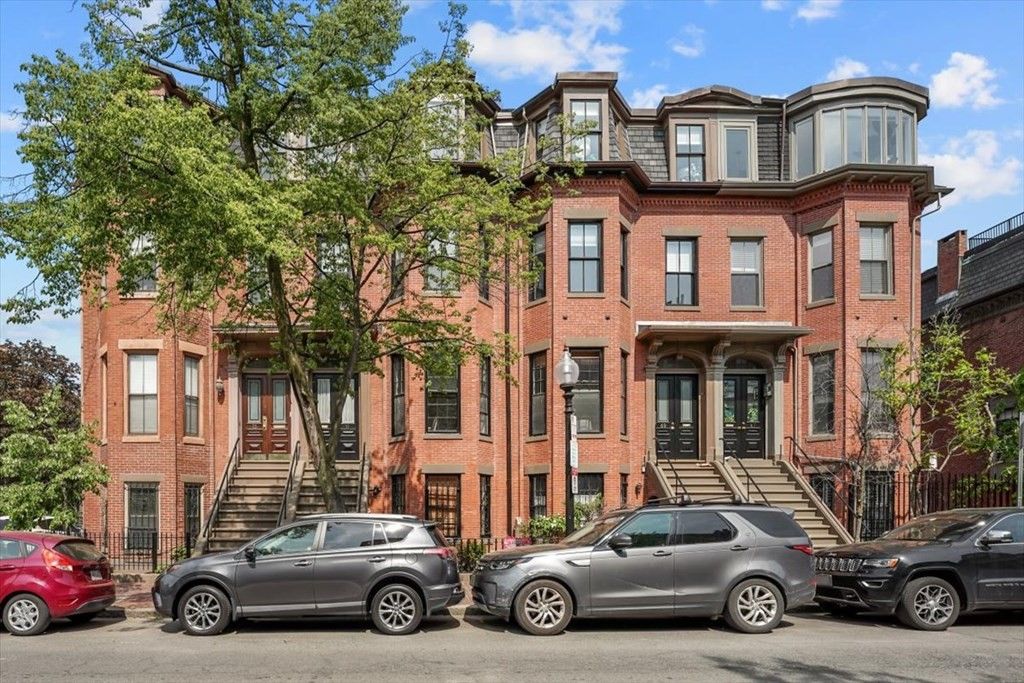 71 Dartmouth St 2, Boston, MA 02116