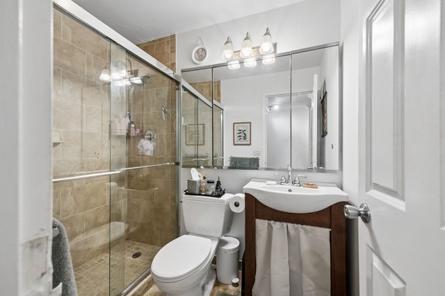 400 E Randolph Street 1710, Chicago, IL 60601