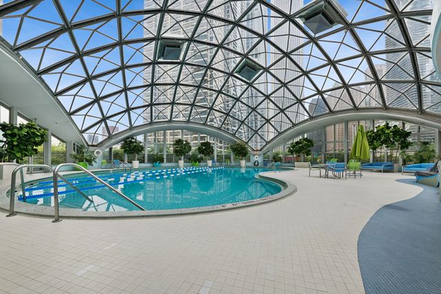 400 E Randolph Street 1710, Chicago, IL 60601