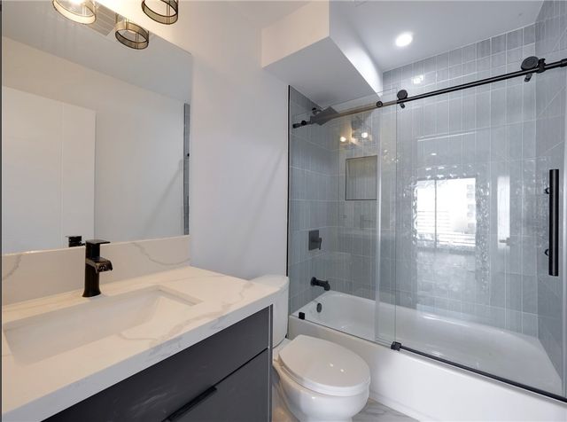 1856 Redondo, Los Angeles, CA 90016