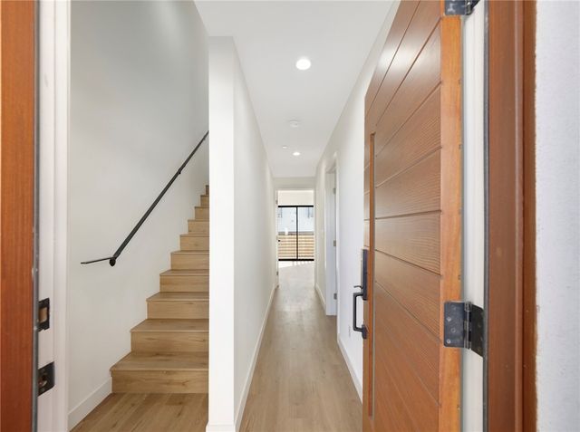 1856 Redondo, Los Angeles, CA 90016