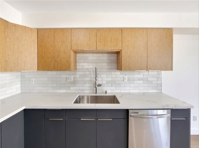 1856 Redondo, Los Angeles, CA 90016