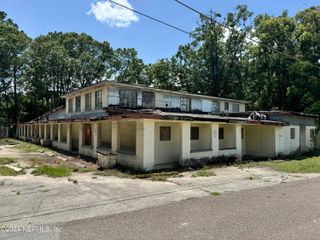 6858 OLD KINGS Road, Jacksonville, FL 32219