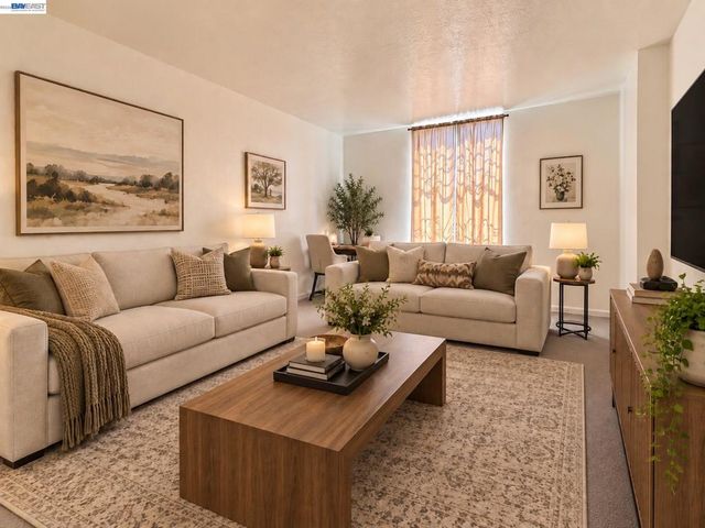 38 Kelloch Ave, San Francisco, CA 94134
