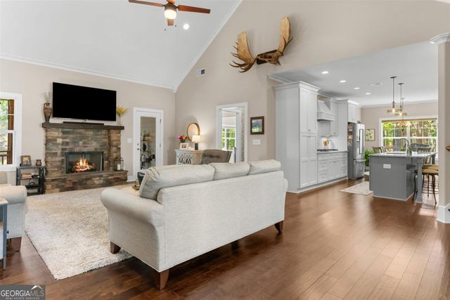 1011 Mid-Mashie Way, Greensboro, GA 30642