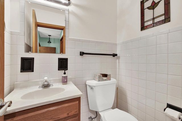 4140 162nd STREET, Brookfield, WI 53005