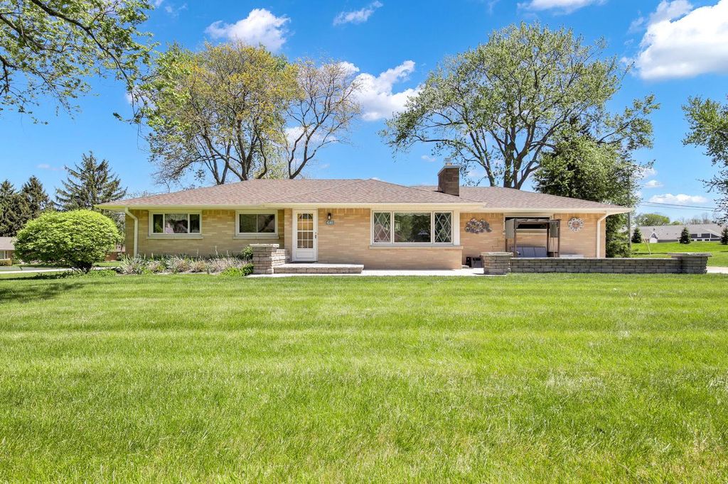 4140 162nd STREET, Brookfield, WI 53005