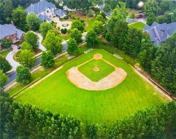 4927 SLATON Drive NW, Acworth, GA 30101