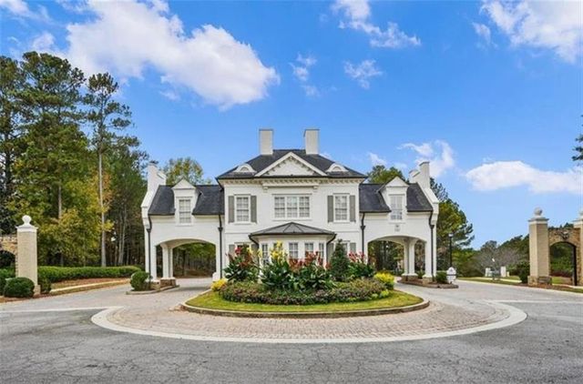 4927 SLATON Drive NW, Acworth, GA 30101