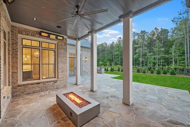 4927 SLATON Drive NW, Acworth, GA 30101
