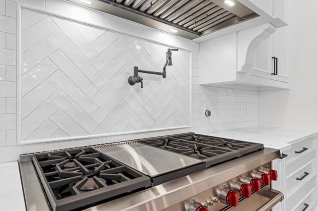 4927 SLATON Drive NW, Acworth, GA 30101