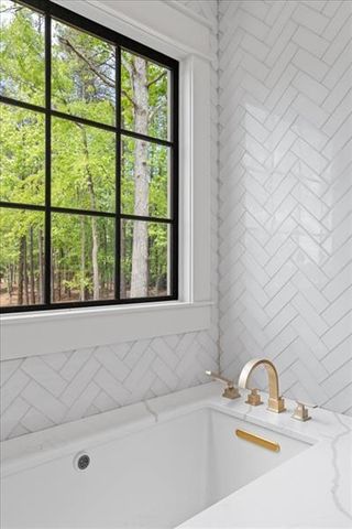 4927 SLATON Drive NW, Acworth, GA 30101