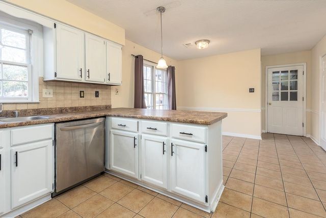 9589 MOSSWOOD LN, Lakeland, TN 38002