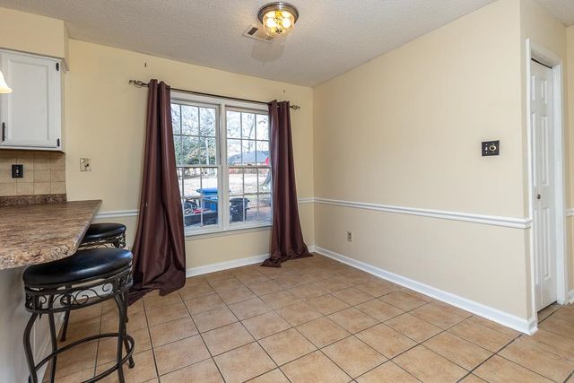 9589 MOSSWOOD LN, Lakeland, TN 38002