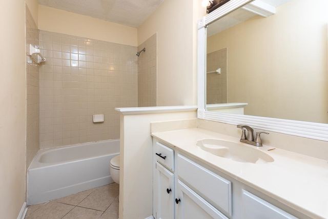 9589 MOSSWOOD LN, Lakeland, TN 38002