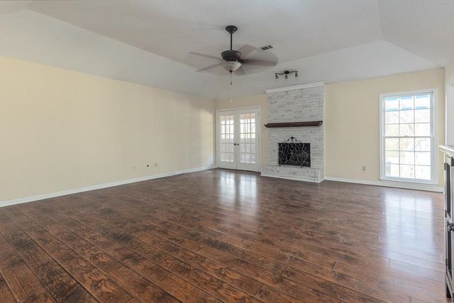 9589 MOSSWOOD LN, Lakeland, TN 38002