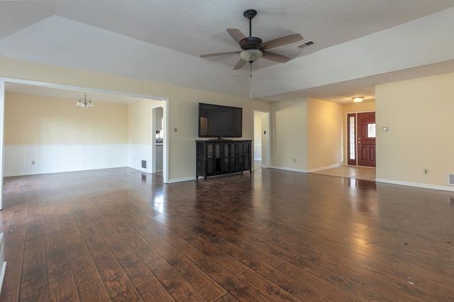 9589 MOSSWOOD LN, Lakeland, TN 38002