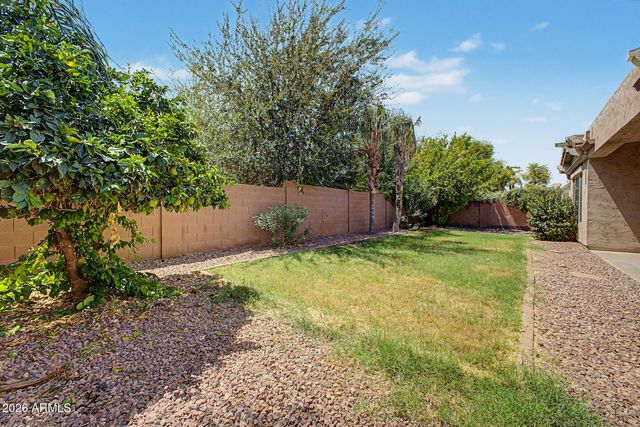 667 E RIVIERA Drive, Chandler, AZ 85249